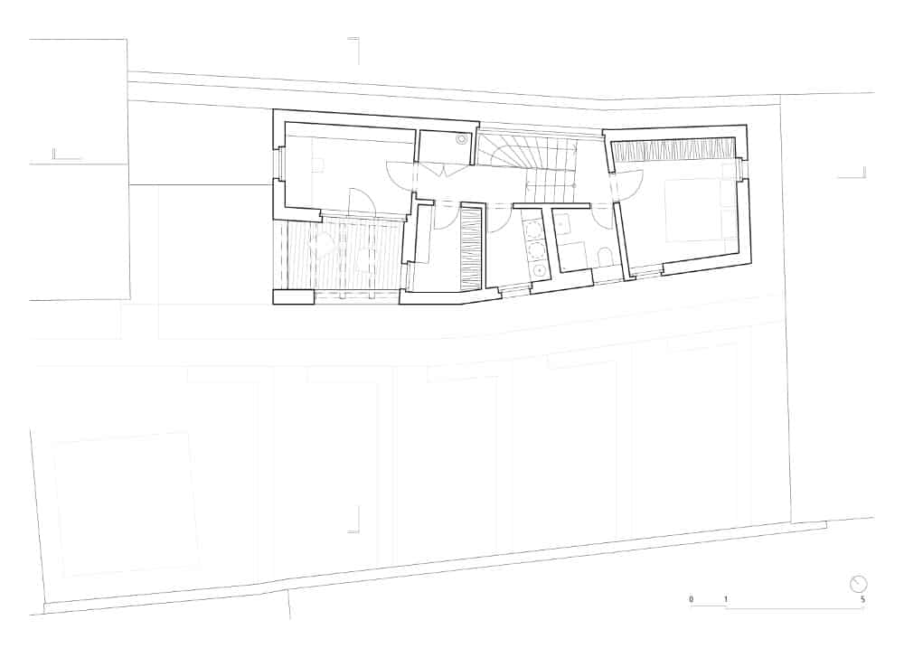 Unlabeled layout plan of "House in the Courtyard by Igloo."