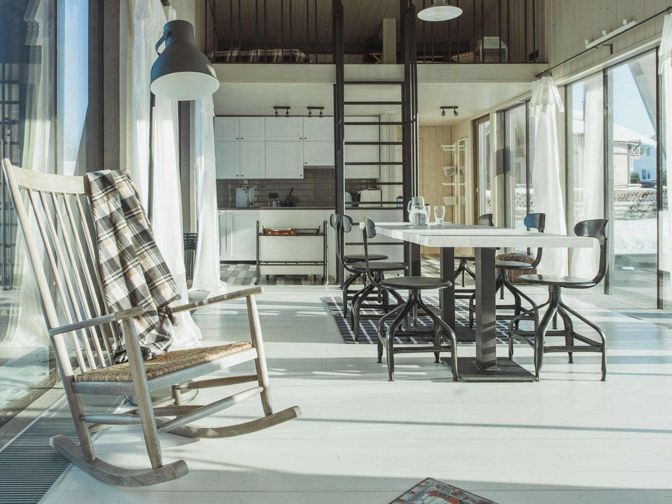 Dining area of the bridge house