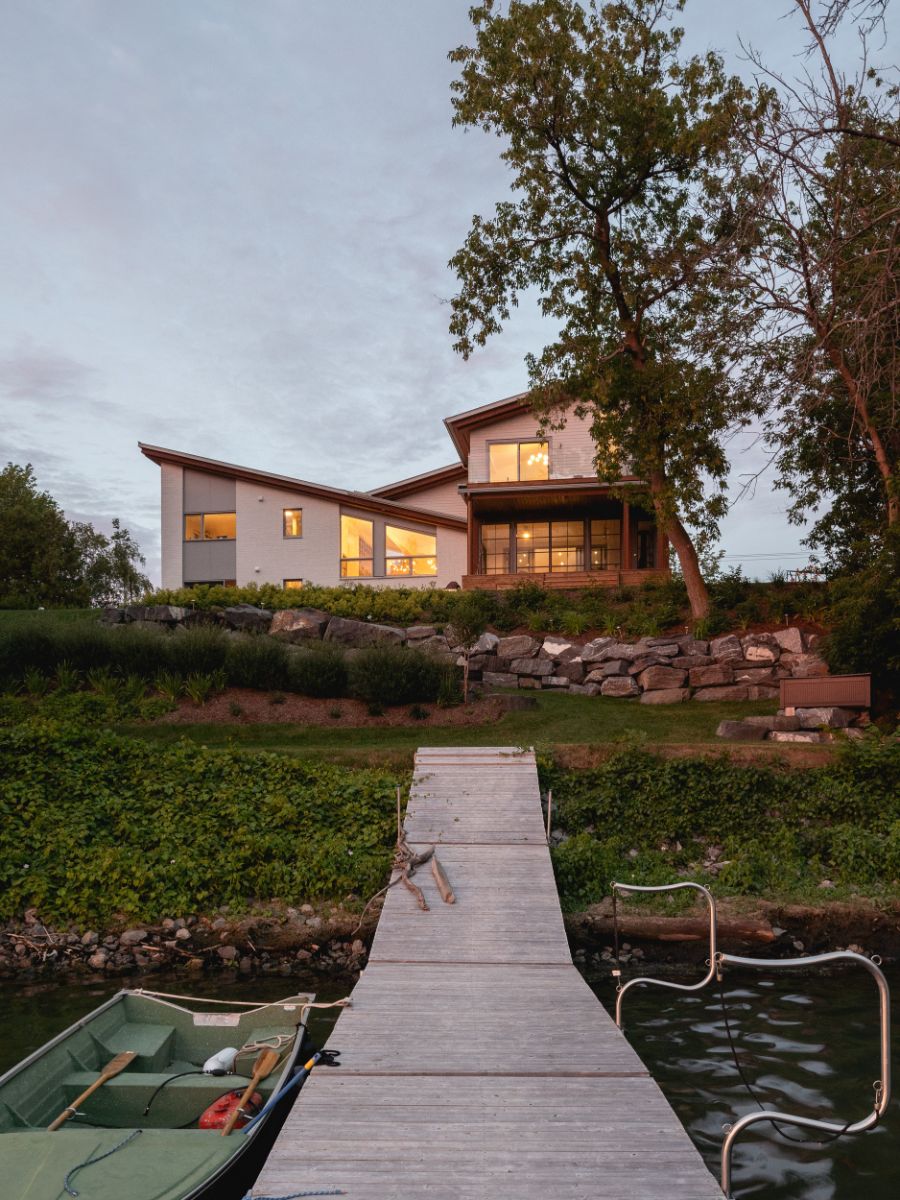 The wooden walkway that wends its way to the dock.