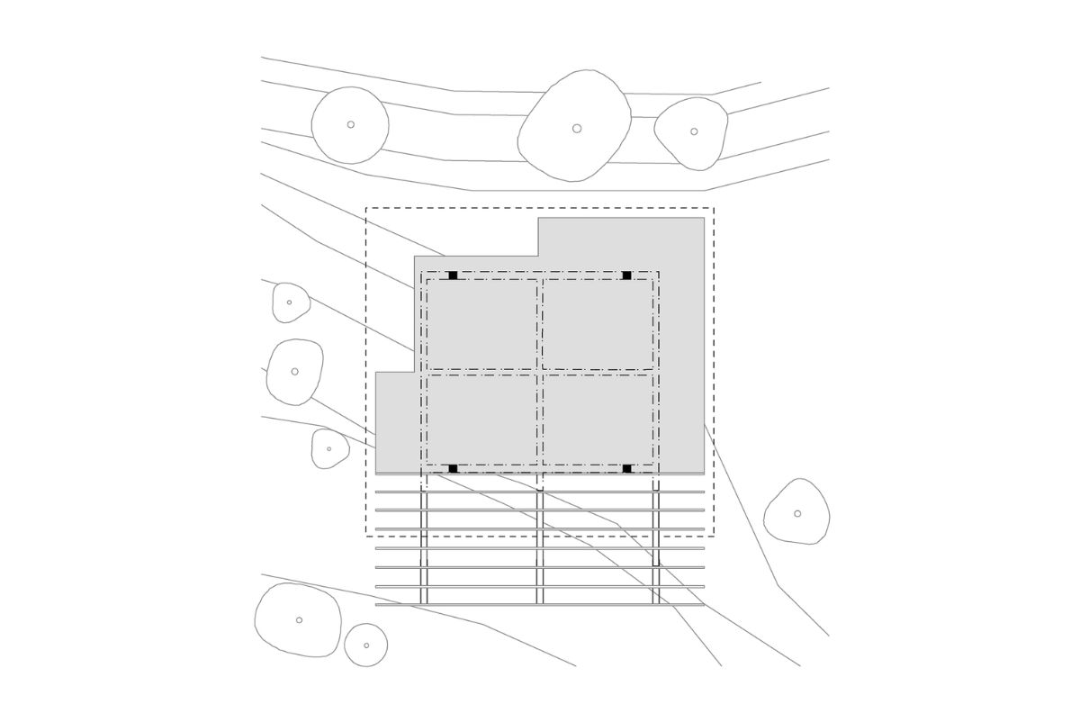 Floor plan of the house and the metal layout.