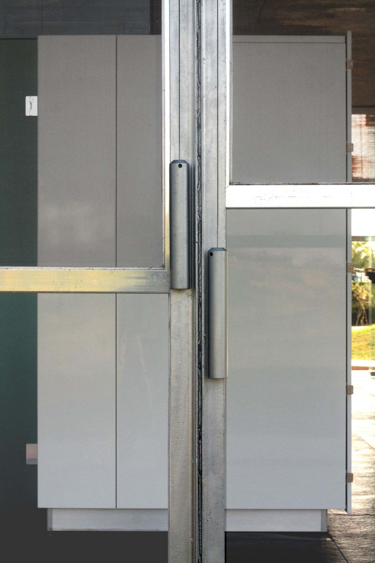 A more detailed image of the Mild Steel trellis used in the doors.