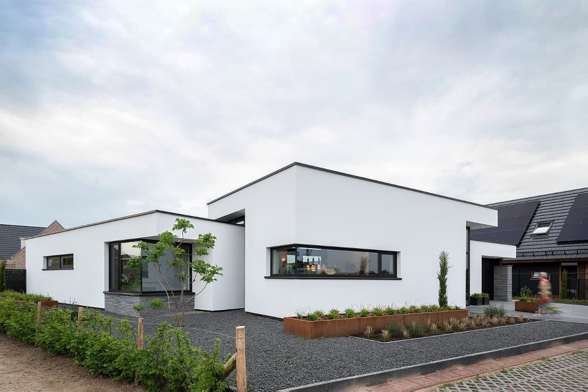 Corner windows boost the interior's light and airy feel.