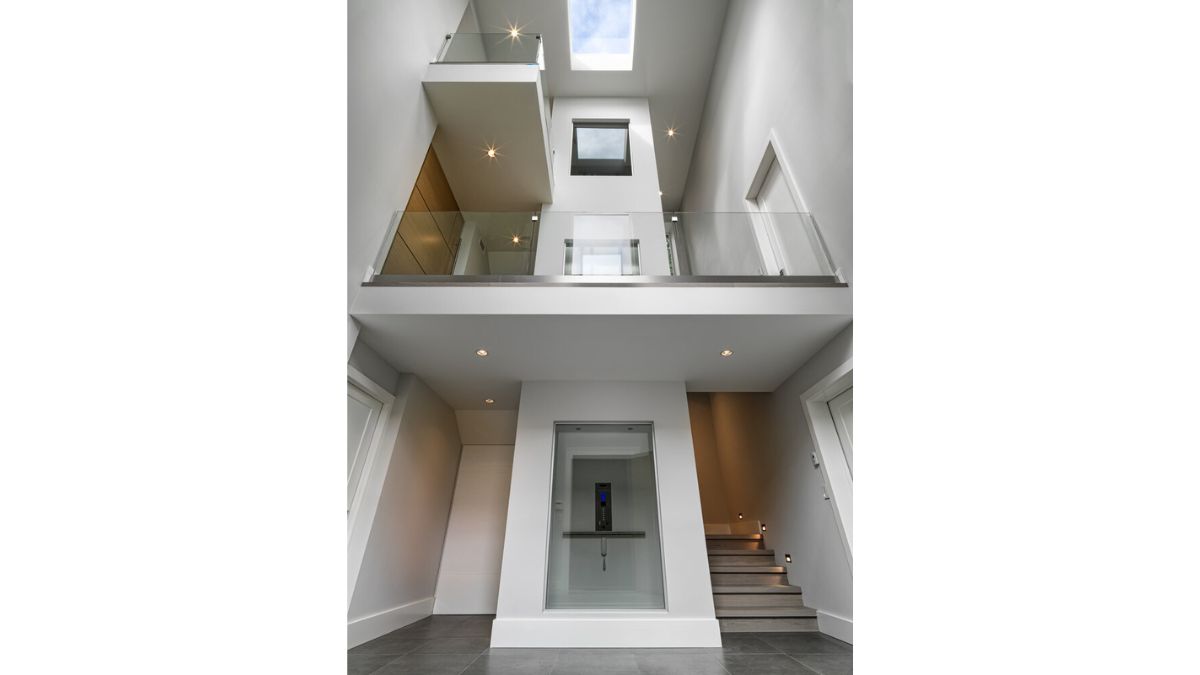 Gen 4 stairs with high ceilings.