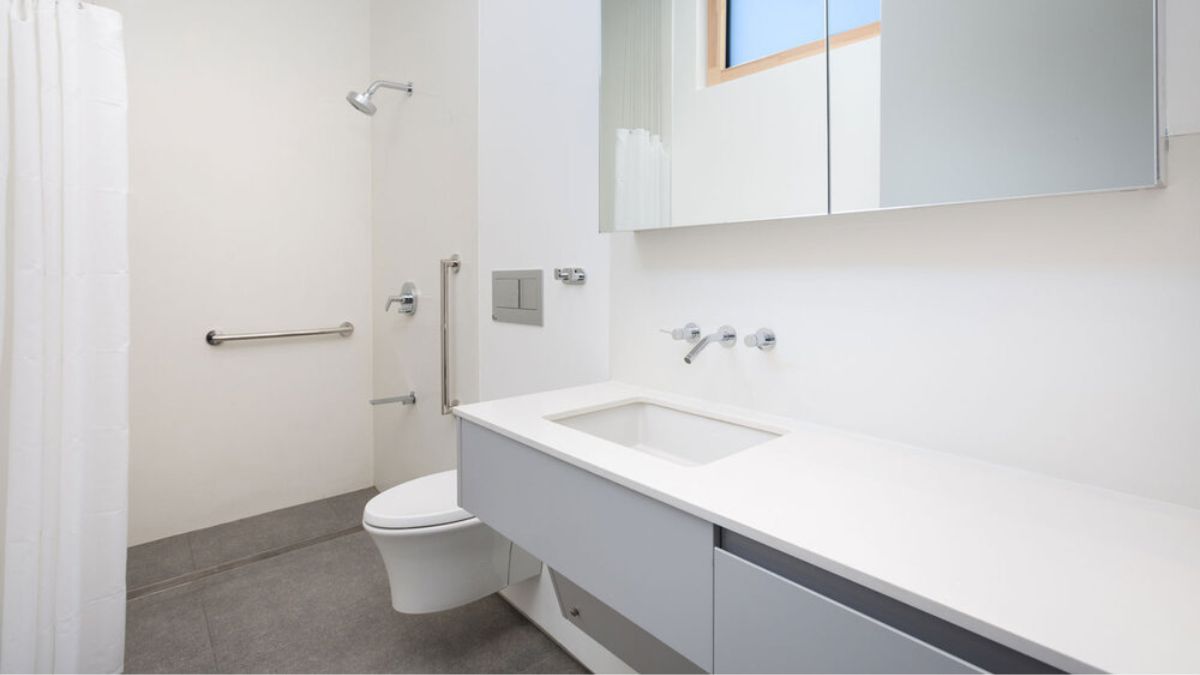 The hue that makes this bathroom comfortable to use is all-white.