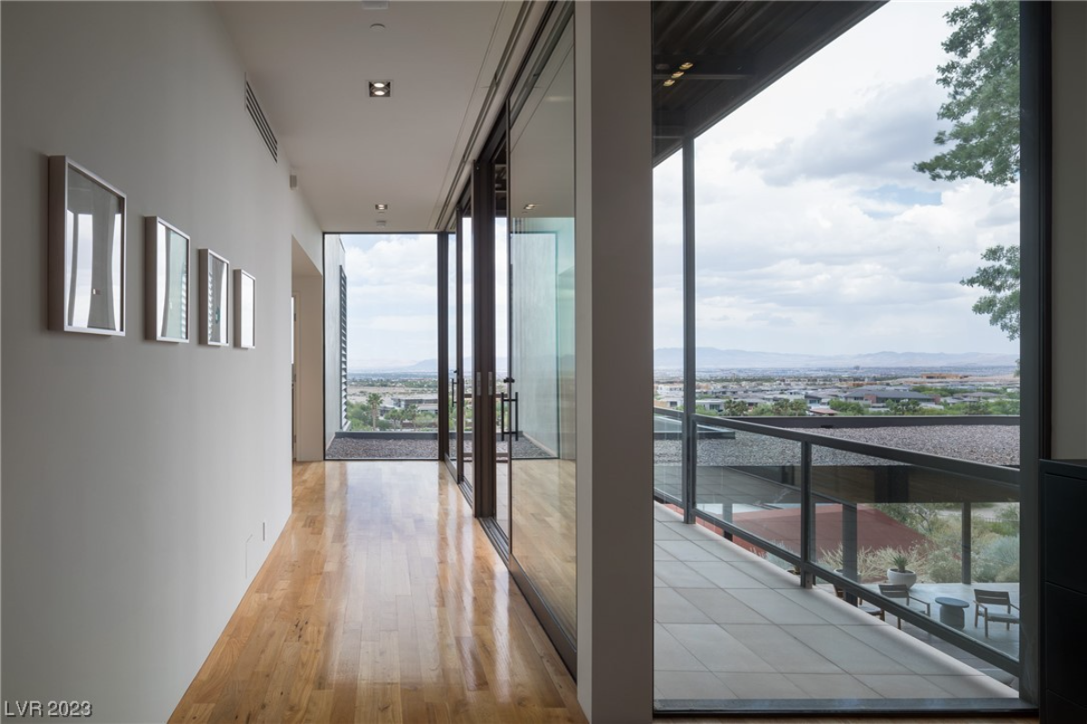 2nd floor walkway and terrace