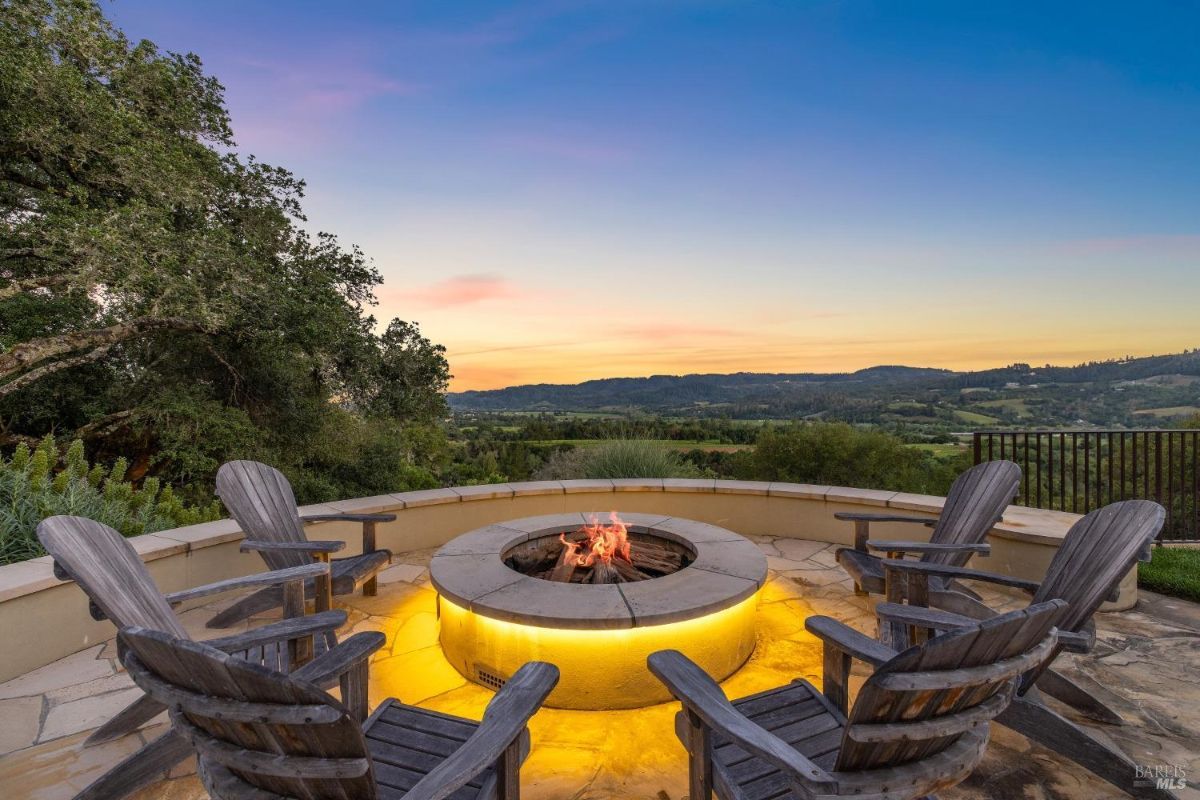 Firepit with chairs.