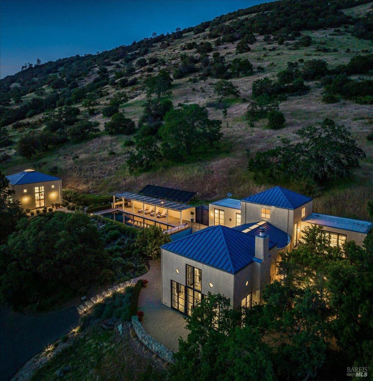 Aerial view of the mansion.