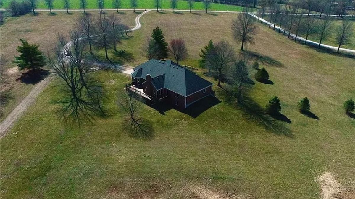 The aerial view of the house.