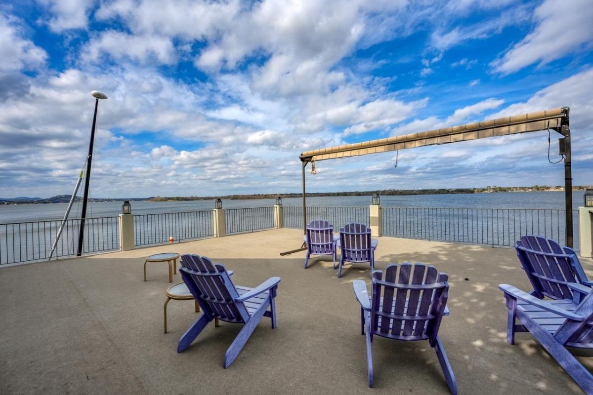 Terrace overlooking the river.