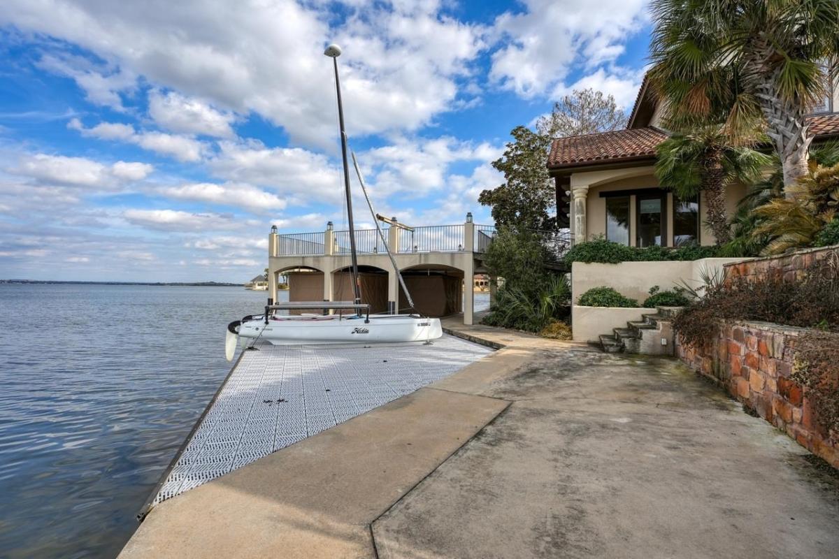 Boat dock