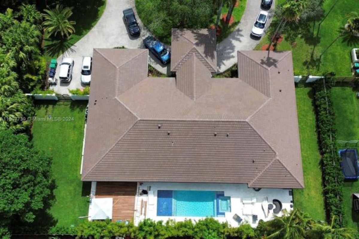 The aerial view of the property.