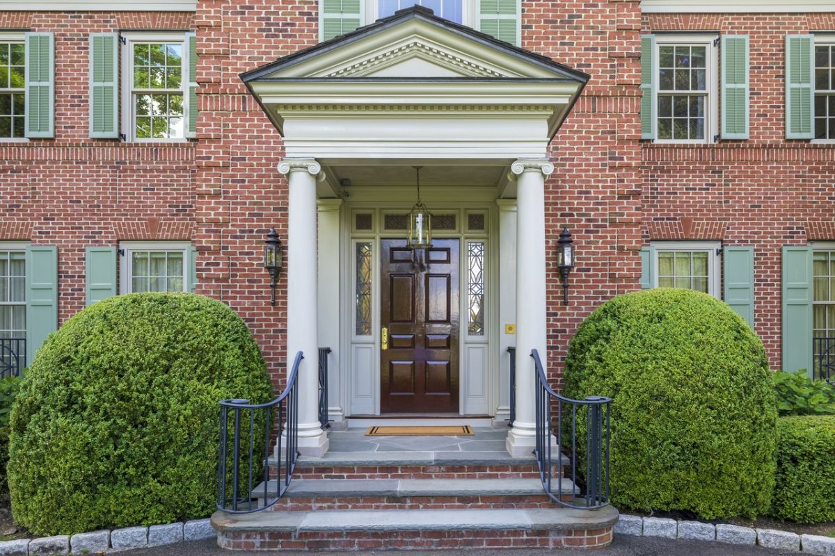 The front entry of the mansion.