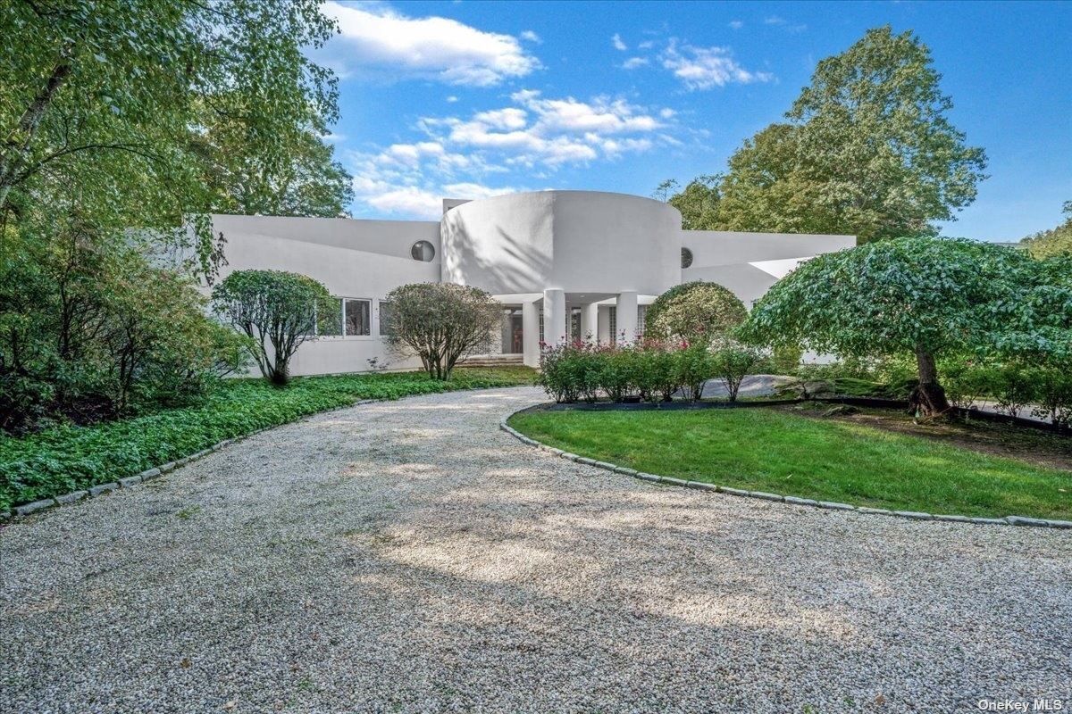 7,978 Sq. Ft. Property in Chappaqua, NY ($4,250,000)