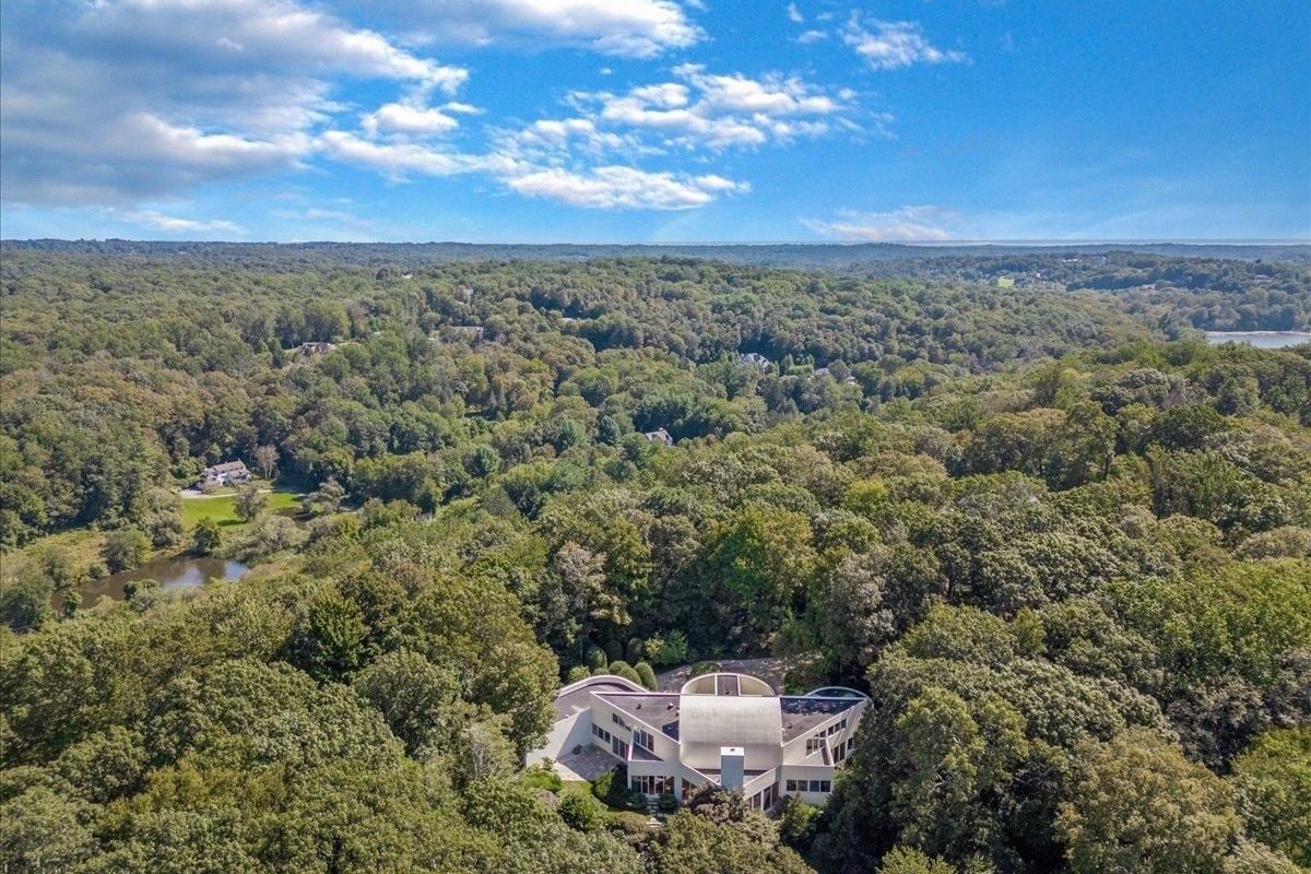 The aerial view of the property.