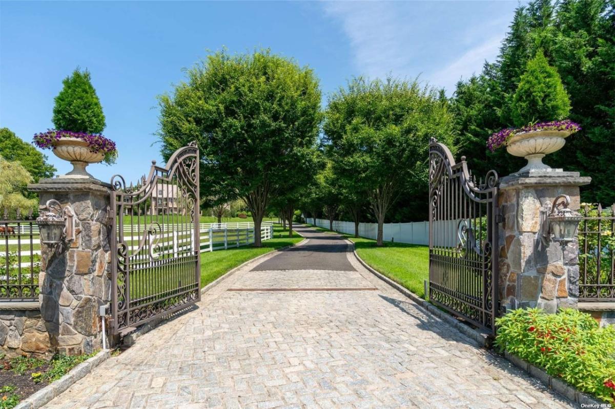 Main gate entry of the property.