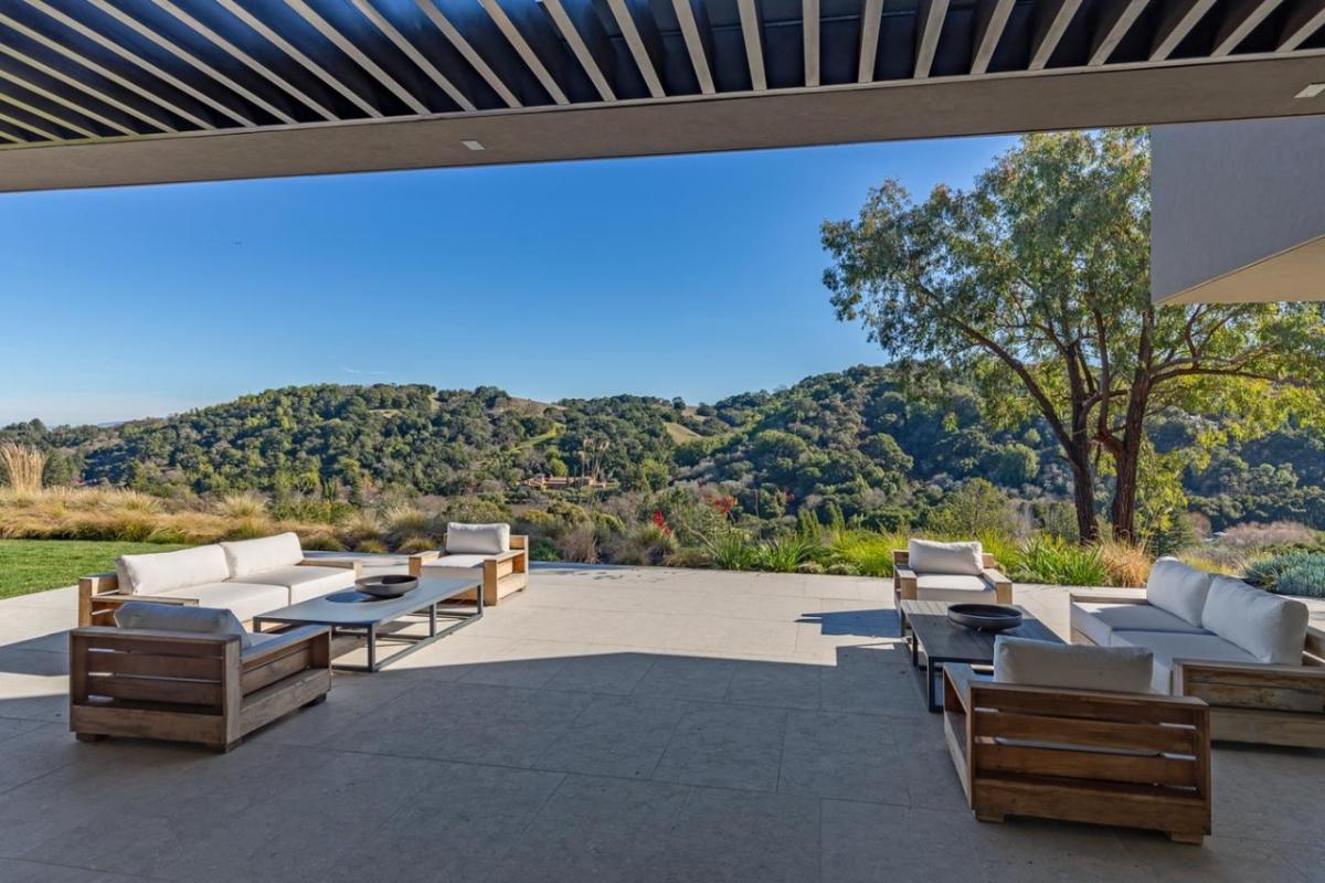 Outdoor living space overlooking the mountains.