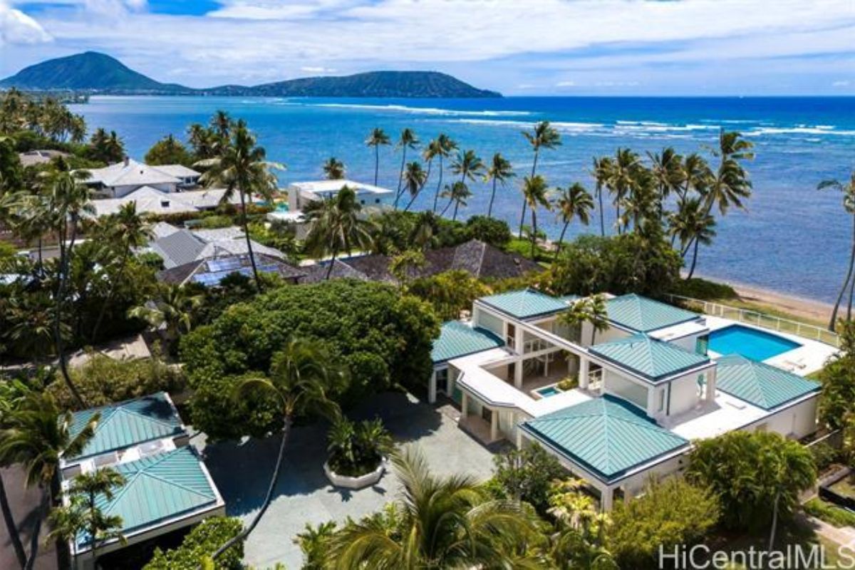 The aerial view of the property.