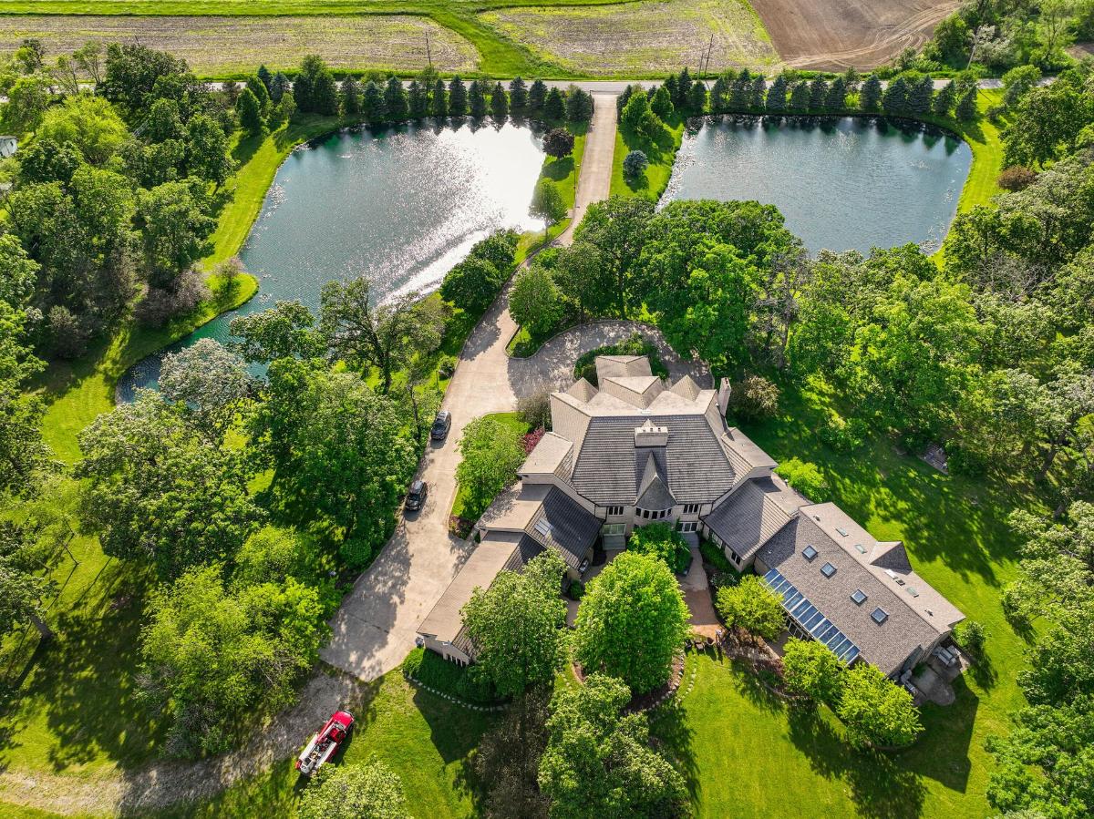 14,500 Sq. Ft. Estate in Hebron, IN ($1,799,000)