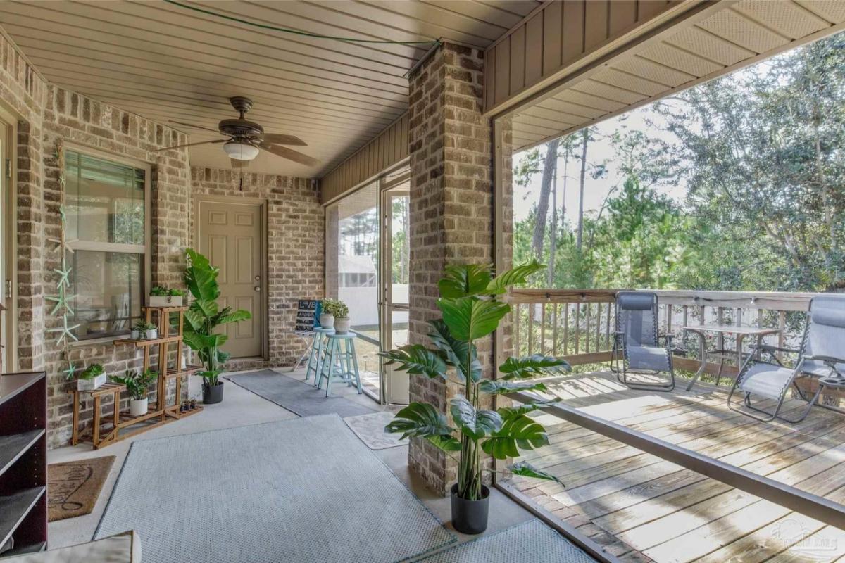 Screened Porch