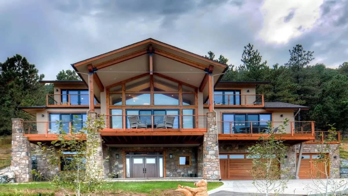 Check Out the Timber Accents on This Mountain Lodge Retreat