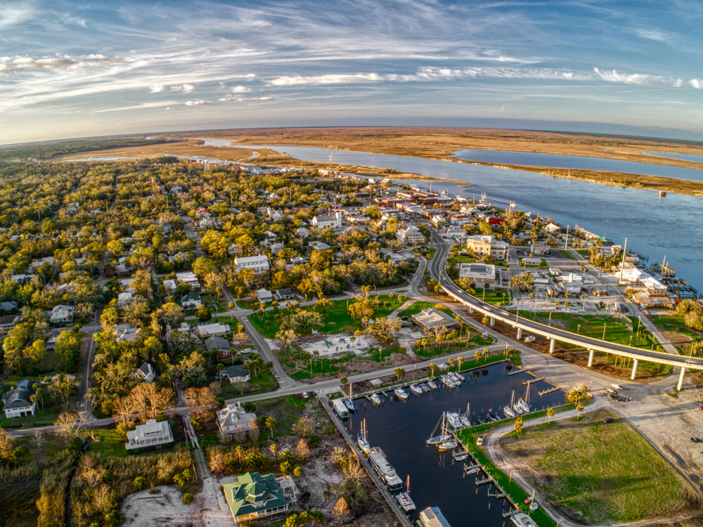 15 of the Best Small Towns in America for Experiencing Coastal Storms