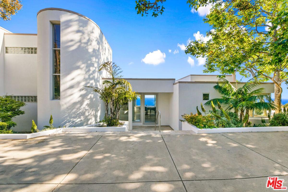 4,199 Sq. Ft. Property in Malibu, CA ($5,445,000)