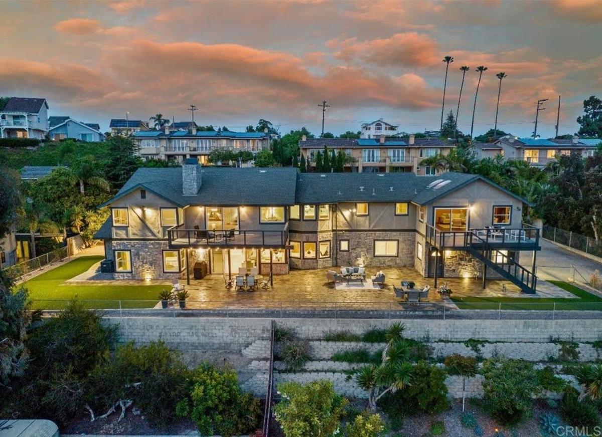 5,424 Sq. Ft. Mansion in Encinitas, CA ($5,495,000)