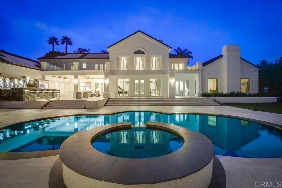 8,572 Sq. Ft. Mansion in Rancho Santa Fe, CA ($9,800,000)