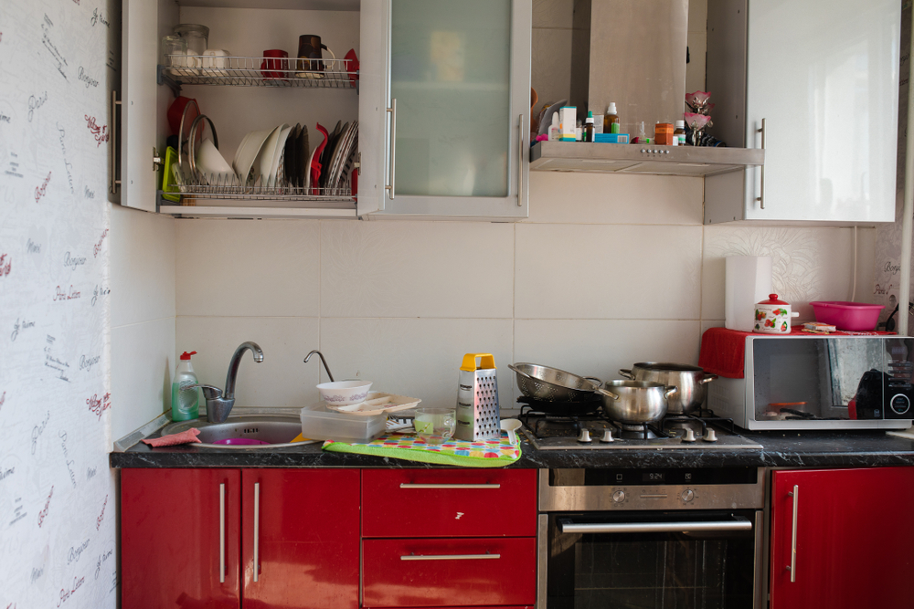 24 Mistakes That Make Your Kitchen Look Cluttered and Chaotic