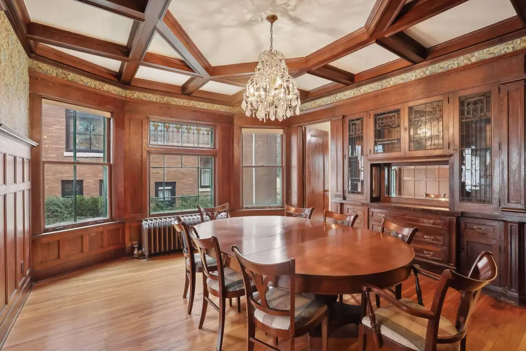 Formal Dining Room 