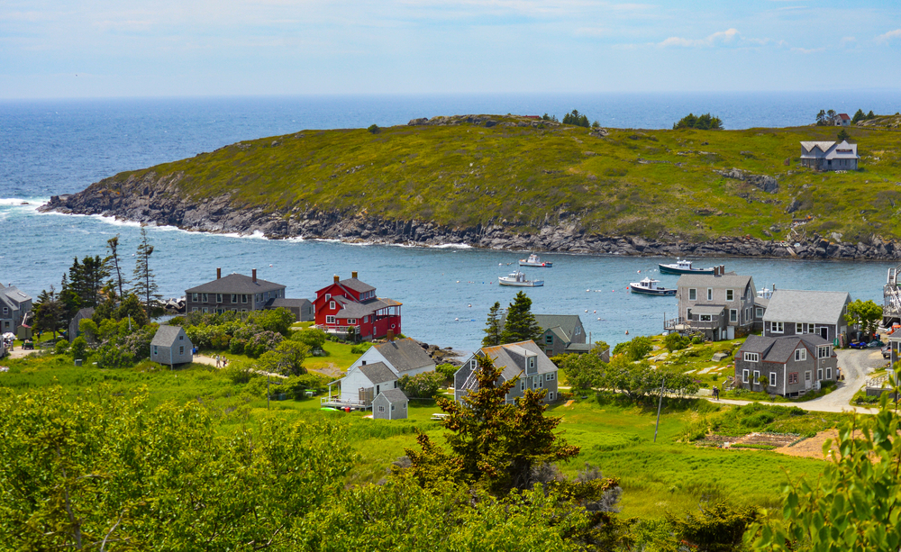 10 of the Most Secluded Towns on Islands in the U.S.