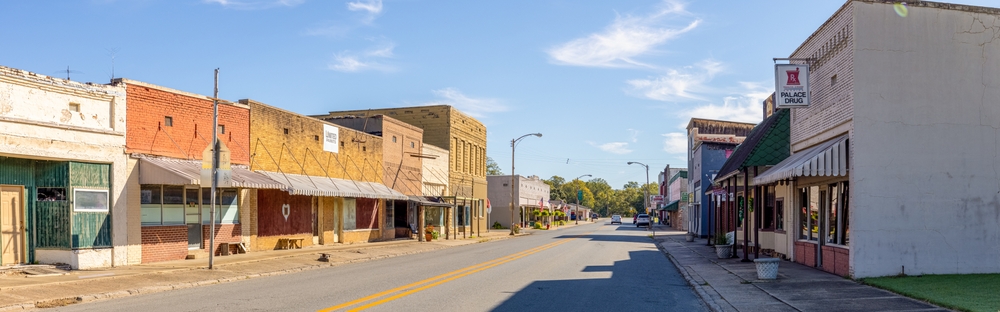 22 of the Most Charming Rice Towns in Arkansas’s Delta Where Roots Run Deep