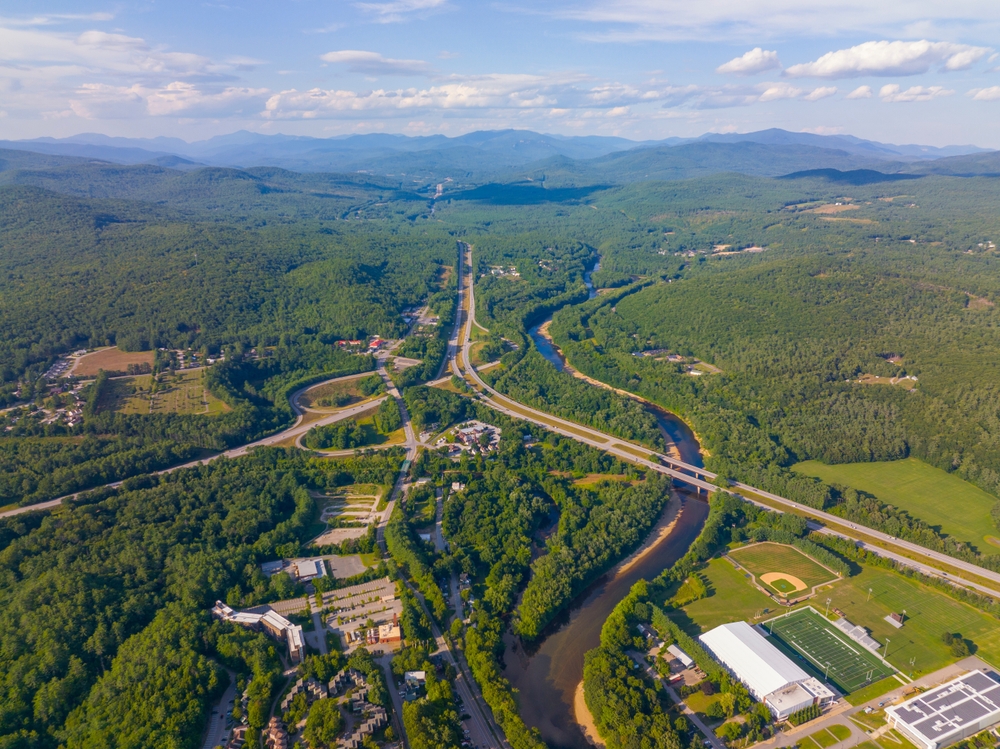 17 of the Most Unique Maple Sugar Towns in New Hampshire