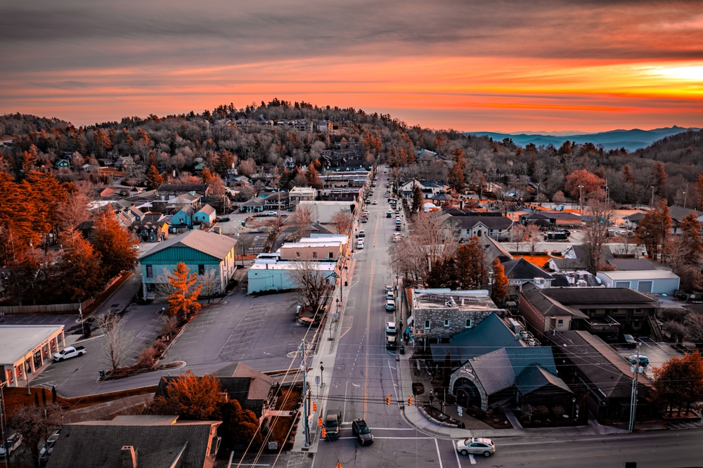 10 Secluded Towns in the Southeast USA Offering Unique Cultural Experiences