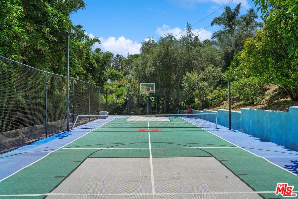 Sports court