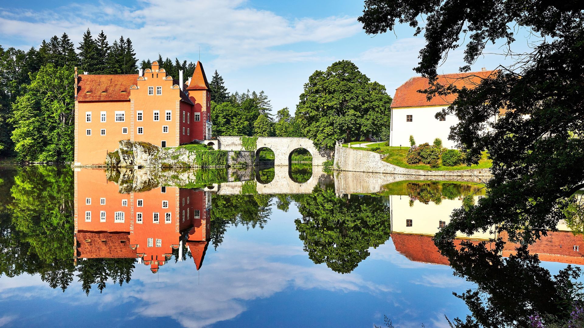 15 Postcard-Worthy Castles and Estates in Czechia