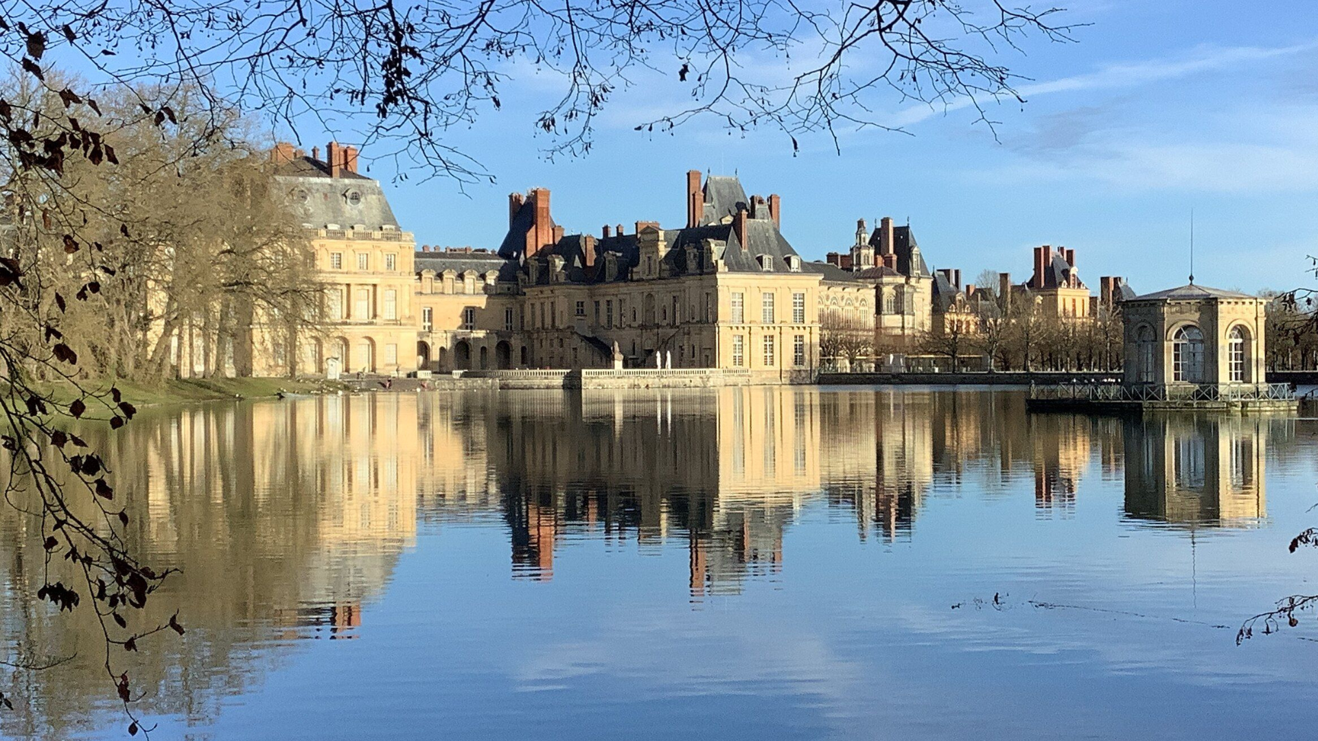 11 Fortress-Like Mansions Designed by French Baroque Architect Louis Le Vau