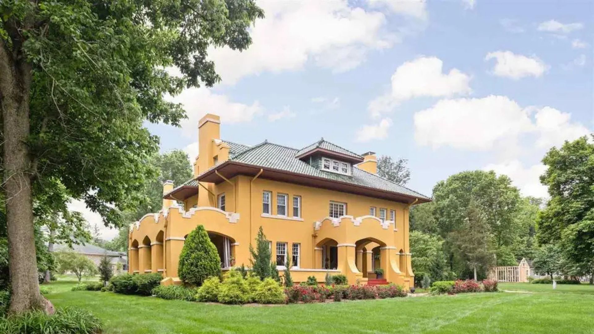 Here’s What $1 Million Will Get You For a House in Indiana