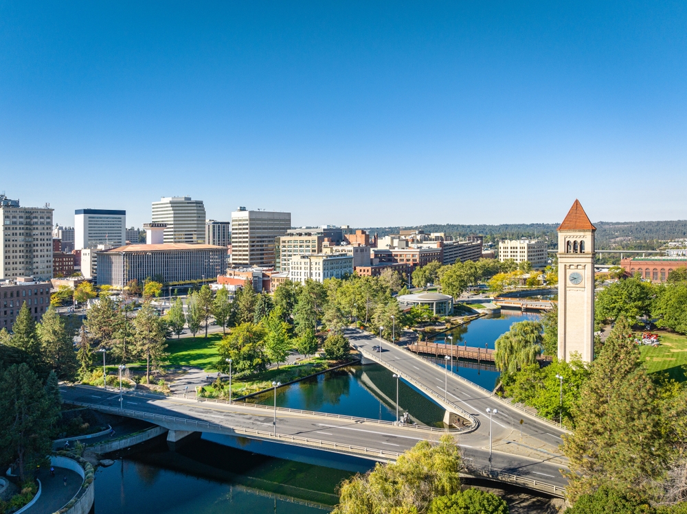 20 of the Most Scenic River Towns in the Northwest USA