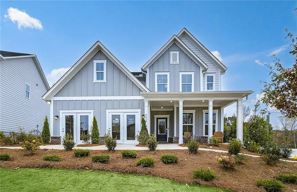 Craftsman-Style 5-Bedroom Home with Front Porch and 3-Car Garage