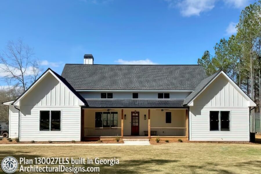 2-Bedroom Modern Farmhouse for a Corner Lot with Screened Porch (Floor Plan)