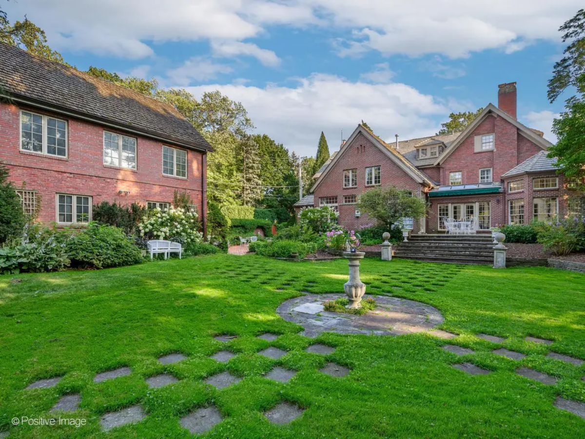 This 1909 Ernest Mayo-designed estate spans 7,889 sq. ft. on a rare 1.04-acre lot, featuring eight bedrooms, seven baths, and a storied architectural legacy.