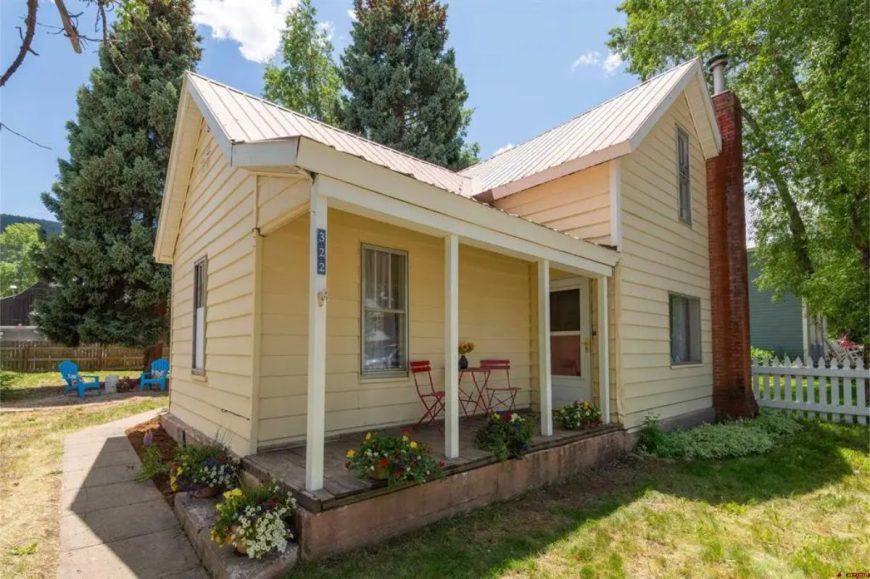 This historic 3-bedroom, 1-bathroom home, spanning 1,376 sq. ft., is listed for $1,300,000 and is located on a prime block in downtown Crested Butte. 