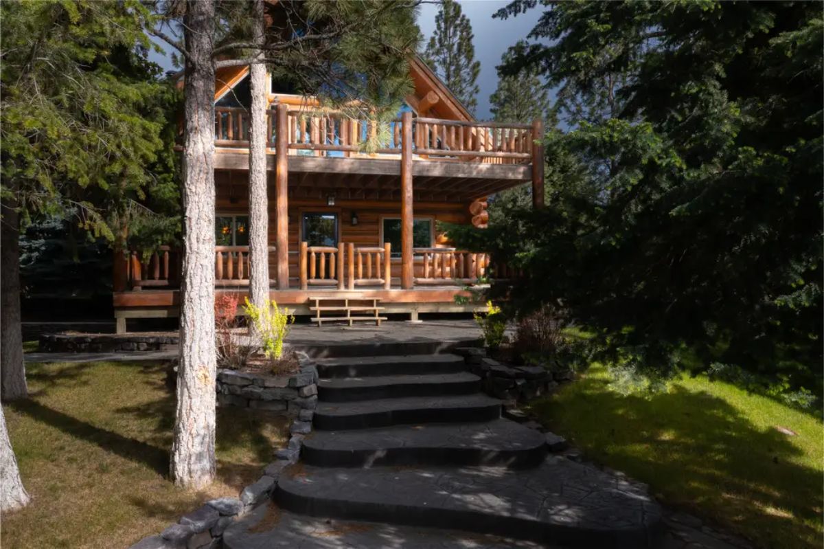 Tour this Picture-Perfect Two-Bedroom Montana Log Cabin